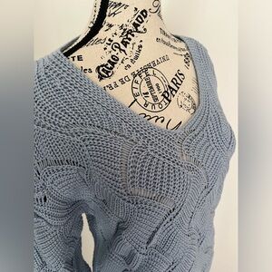 Moon & Madison light blue relaxed pattern knit sweater size ladies small